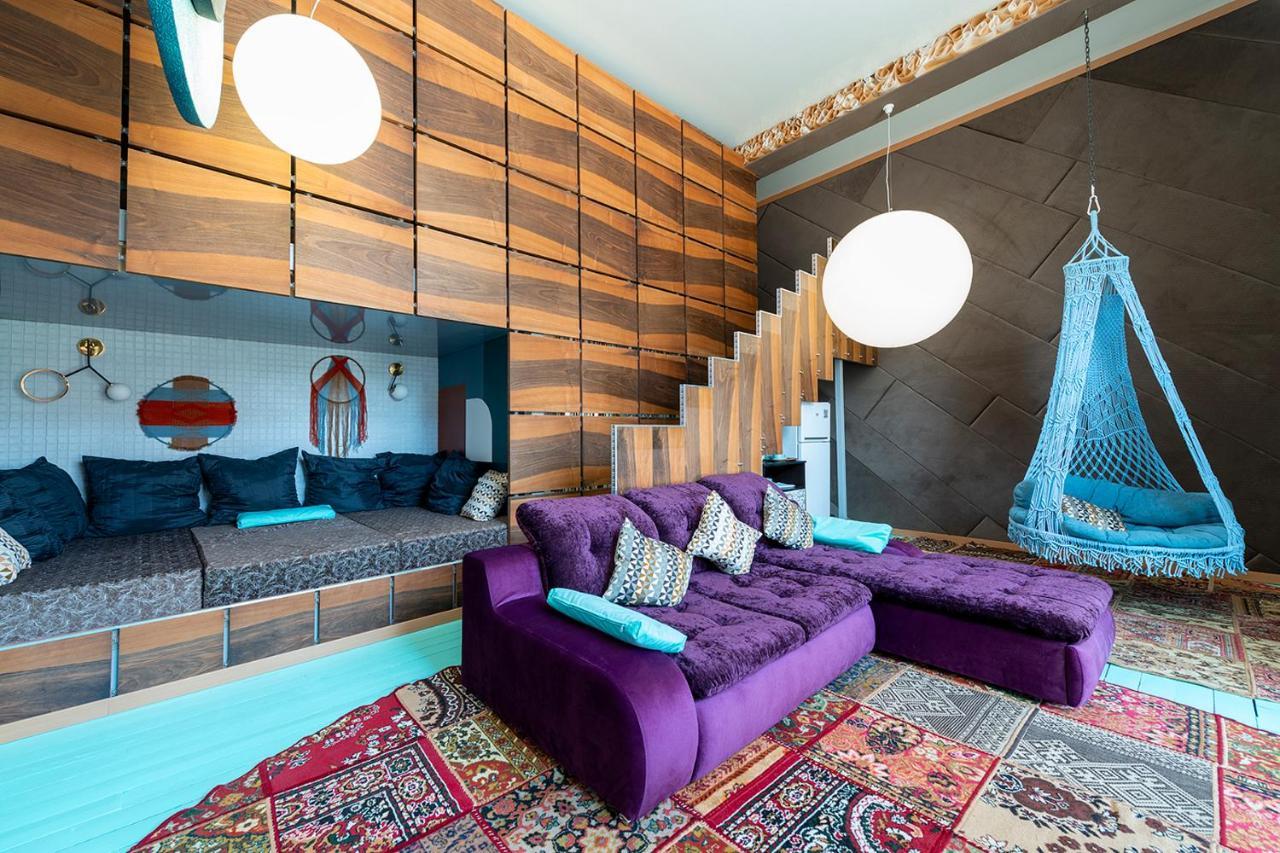 Inn Ozz Karagandy Exteriör bild