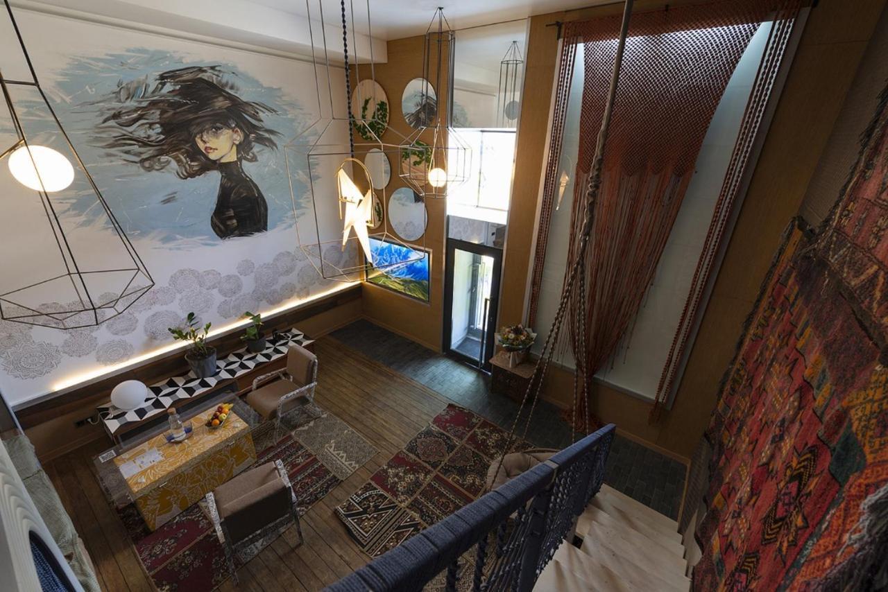 Inn Ozz Karagandy Exteriör bild