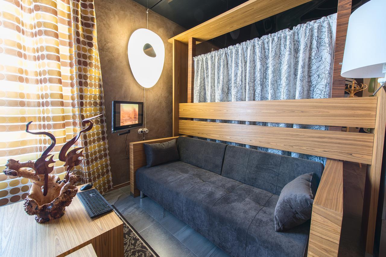 Inn Ozz Karagandy Exteriör bild