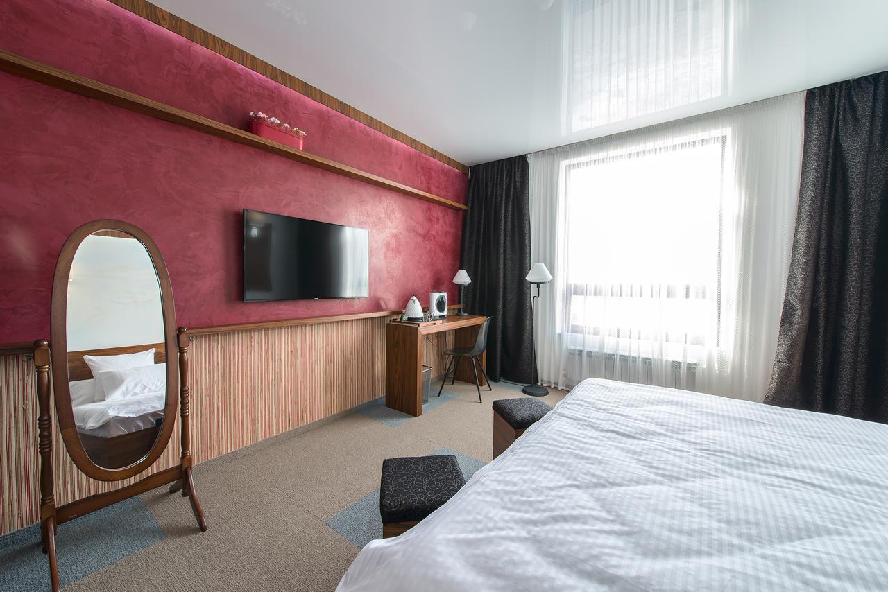 Inn Ozz Karagandy Exteriör bild